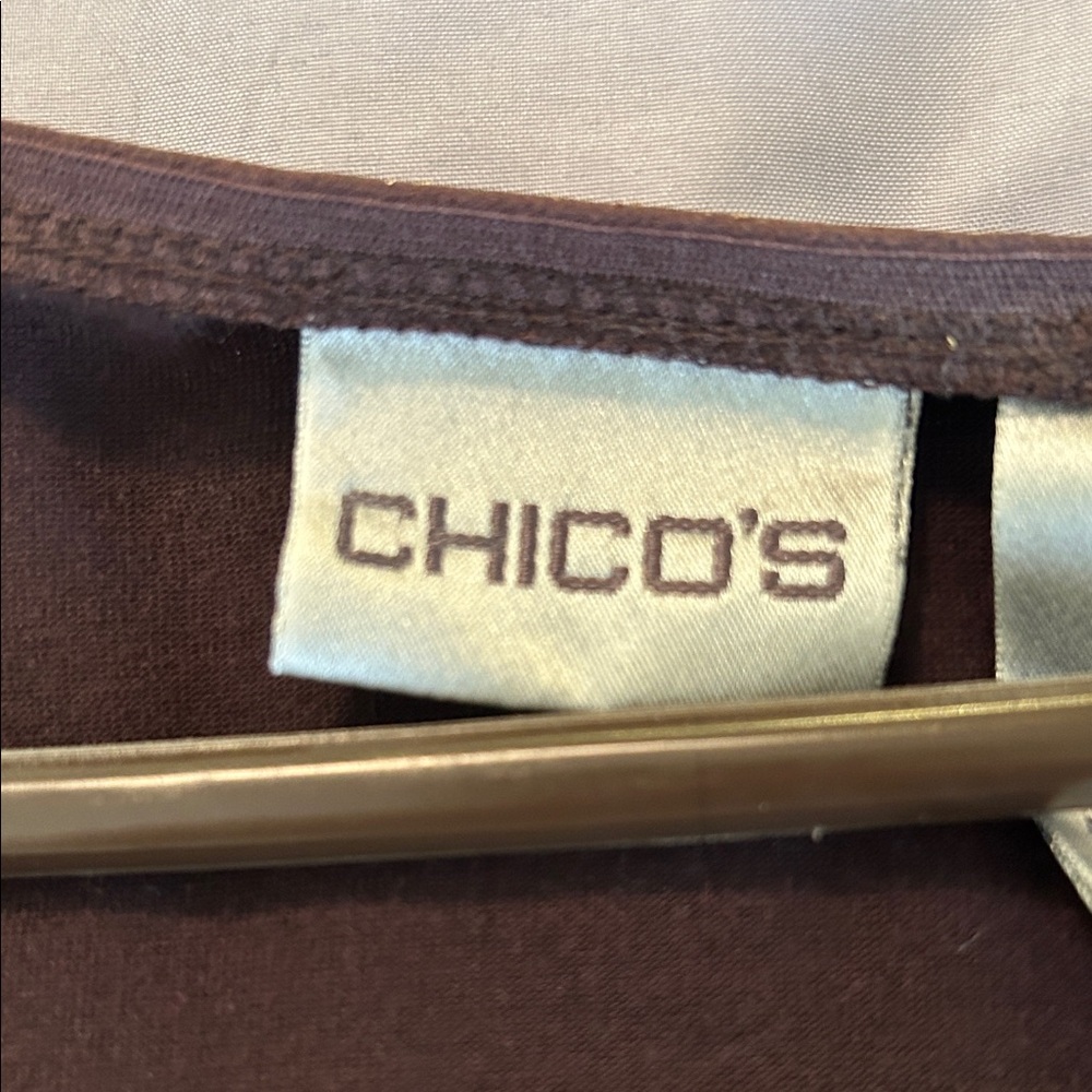Chico’s Women's Brown 3/4 Long-Sleeve Scoop Neck Top size 2 - Picture 8 of 8